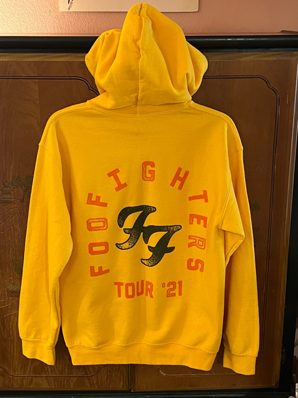 Foo Fighters Yellow Tour '21 Hoodie - Small - Like New!!! Official merch!